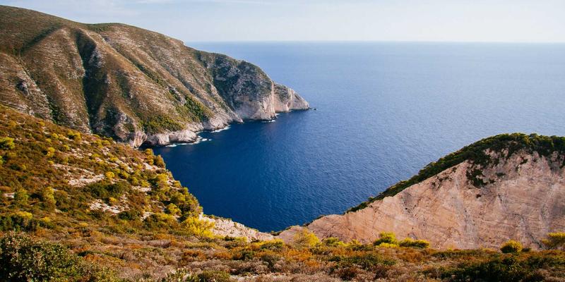 网络可观测性工程:从被动监控到主动洞察,如何利用遥测数据精准定位网络故障根因